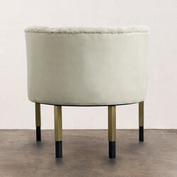 LARCHMONT CHAIR
